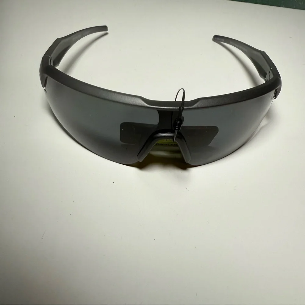 NEW! Foster Grants Men’s Sunglasses Bundle Lot of 2